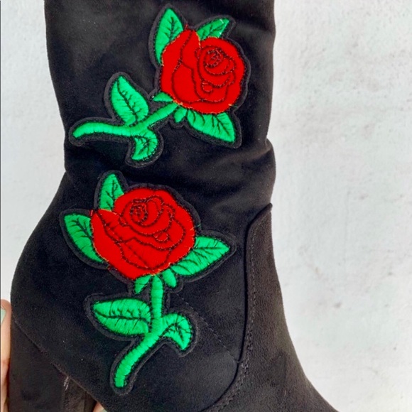 ‼️Black Floral Bootie‼️ - Picture 4 of 7